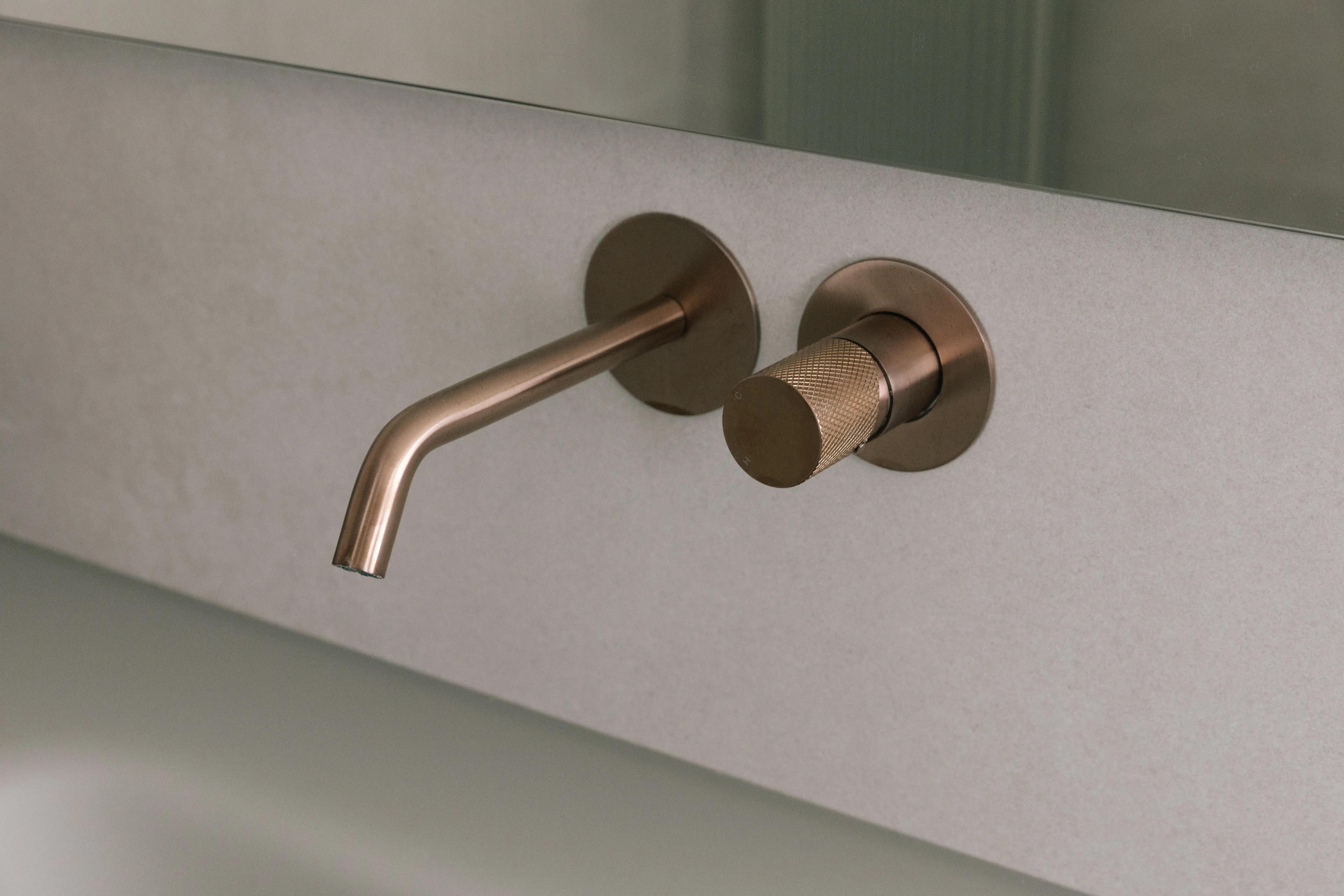Reforma de baño detail in Campolivar Valencia image 46